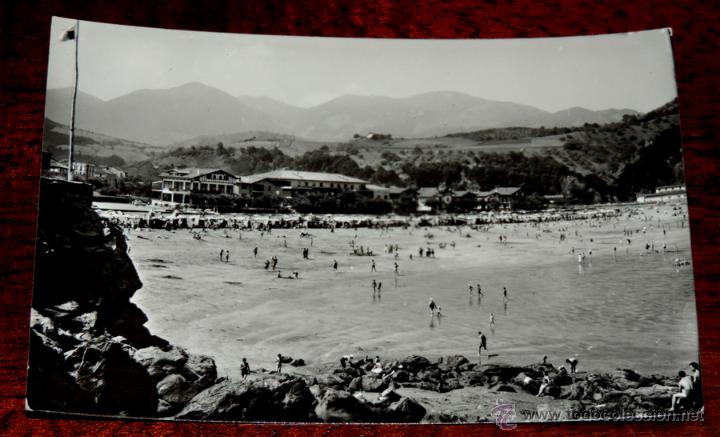 Postales: FOTO POSTAL DE DEVA, GUIPUZCOA, LA PLAYA, ED. MANIPEL, NO CIRCULADA. - Foto 1