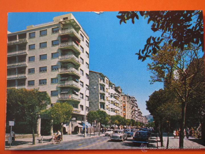 Postkarten: POSTAL - GUIPUZCOA - IRUN PASEO COLON - MANIPEL H. FOURNIER NAYLLA 1968 - CIRCULADA