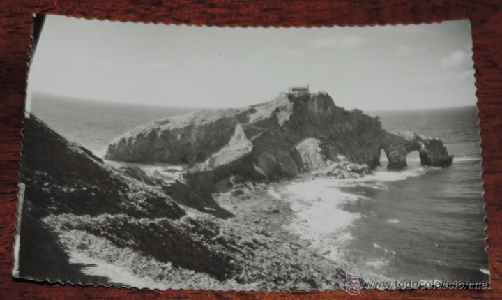 Postcards: FOTO POSTAL DE BAQUIO (VIZCAYA) SAN JUAN DE GAZTELUGACHE, ED. MAITE, SIN CIRCULAR
