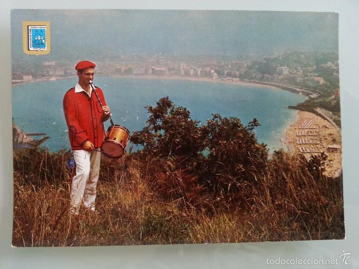 Cartes Postales: ANTIGUA POSTAL DE SAN SEBASTIAN N&ordm; 21 CHISTULARI Y BAHIA VISTA GENERAL ED.FISA ESCUDO DE ORO A&Ntilde;OS 60