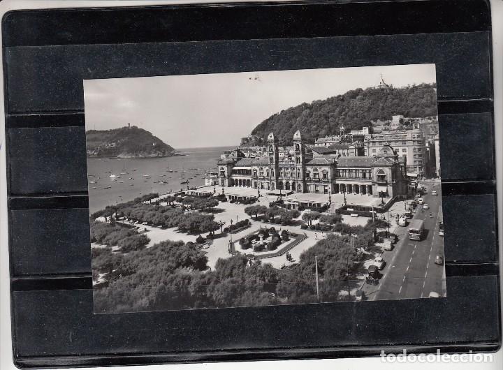 Cartoline: SAN SEBASTIAN. PARQUE DE ALDERDI-EDER Y AYUNTAMIENTO