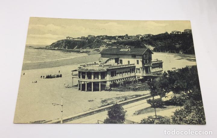 Postales: ANTIGUA POSTAL DE ALGORTA - EN LA PLAYA - Foto 1