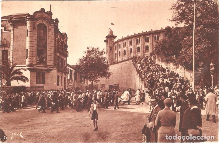 Postales: SAN SEBASTIAN A LA PLAZA DE TOROS