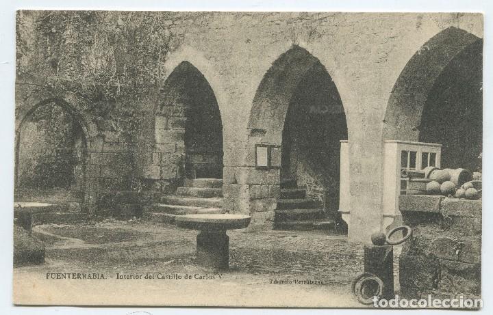 Postales: Fuenterrabia. Interior del castillo de Carlos V. Tiburcio Berrotar&aacute;n. Uni&oacute;n POstal Universal - Foto 1