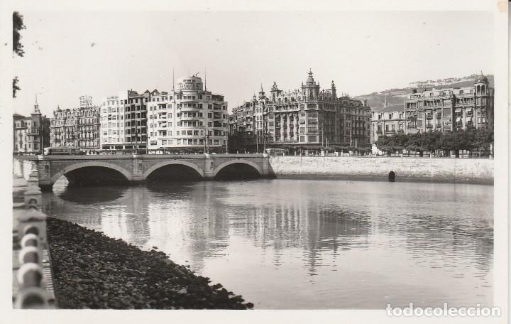 Postcards: N&ordm; 31130 POSTAL SAN SEBASTIAN PUENTE DE SANTA CATALINA Y BARRIO GROS