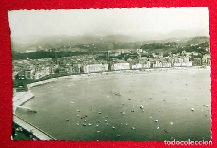 Cartoline: POSTAL ANTIGUA 1951 SAN SEBASTIAN DONOSTI VISTA PARCIAL. GUIPUZCOA. EDICIONES ARRIBAS. ESCRITA