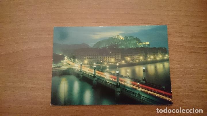 Postales: POSTAL  SAN SEBASTIAN. VISTA PARCIAL NOCTURNA SIN CIRCULAR