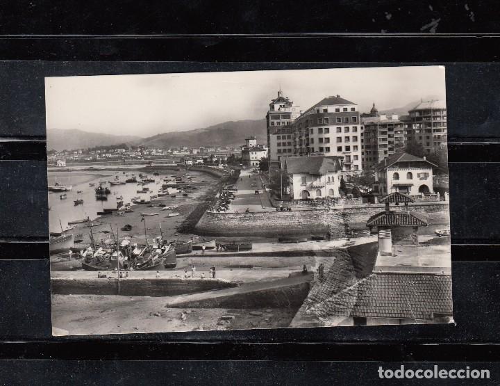 Cartoline: 66 FUENTERRABIA.-EL BIDASOA Y AVENIDA GENERALISIMO FRANCO