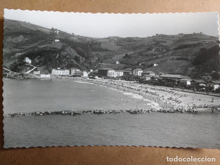 Postales: POSTAL DEVA GUIPUZCOA, VISTA GENERAL DE LA PLAYA, EDICIONES DARVI - Foto 1