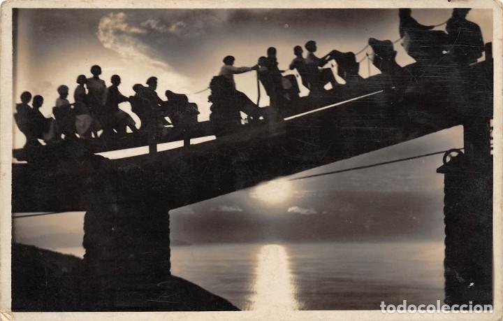 Cartes Postales: SAN SEBASTIAN.- EFECTOS DE SOL EN EL PARQUE RECREOS IGUELDO