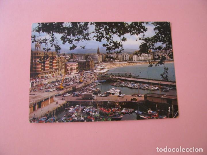 Postcards: POSTAL DE SAN SEBASTIAN. PUERTO Y BAH&Iacute;A. ED. MANIPEL. ESCRITA. 1975.