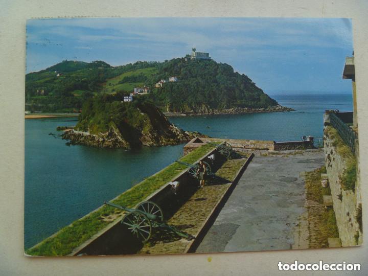 Postais: POSTAL DE SAN SEBASTIAN : VISTA DESDE EL MONTE URGULL ... A&Ntilde;OS 60, FORTALEZA Y CA&Ntilde;ONES
