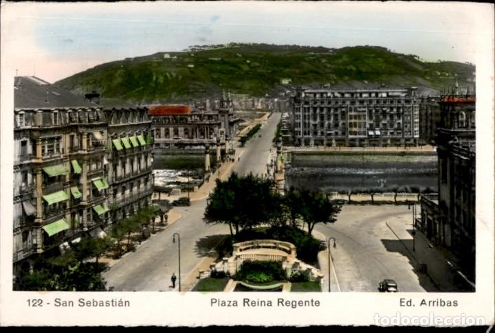 Postales: San Sebastian &ndash; Plaza Reina Regente &ndash; Ed. Arribas &ndash; coloreada - 9 x 14 cms &ndash; Circulada.