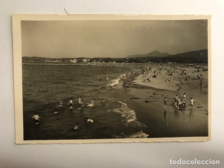 Postales: FUENTERRABIA (Guip&uacute;zcoa) Postal No.4 Playa Monte Laruhn. Edita: Daniel Arbones (h.1950?)