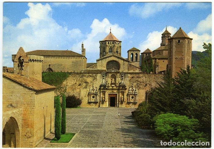 Postkarten: Reial Monestir de Poblet - 31. Fachada de la Iglesia. Edicions del Monestir. Sin circular