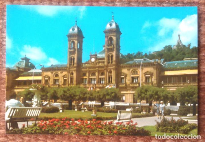 Postkarten: SAN SEBASTIAN - JARDINES Y AYUNTAMIENTO