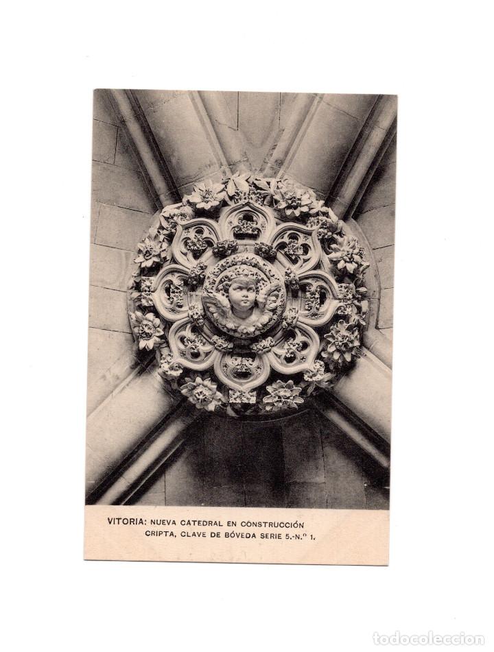 Postales: VITORIA.(&Aacute;LAVA).- NUEVA CATEDRAL EN CONSTRUCCI&Oacute;N. CRIPTA. CLAVE DE B&Oacute;BEDA. - Foto 1