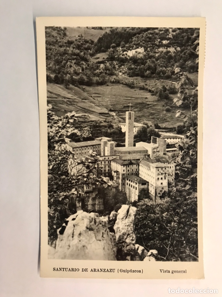 Postales: SANTUARIO DE AR&Aacute;NZAZU (Guip&uacute;zcoa) Postal. Vista General. Edita: foto Cortes&iacute;a D G N (h.1970?)