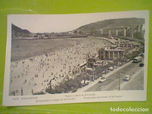 Postkarten: PLAYA CONCHA SAN SEBASTIAN ED MANIPEL A&Ntilde;OS 50 CIRCULADA MUY ANIMADA