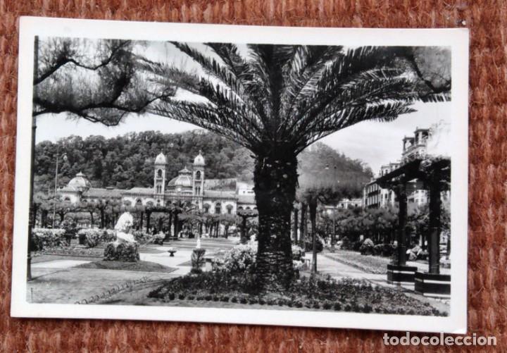 Cartoline: SAN SEBASTIAN - JARDINES Y AYUNTAMIENTO - FOTO: GALARZA