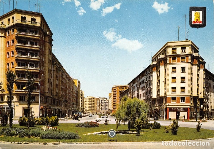 Postales: VITORIA.- PLAZA DE LOVAINA - Foto 1