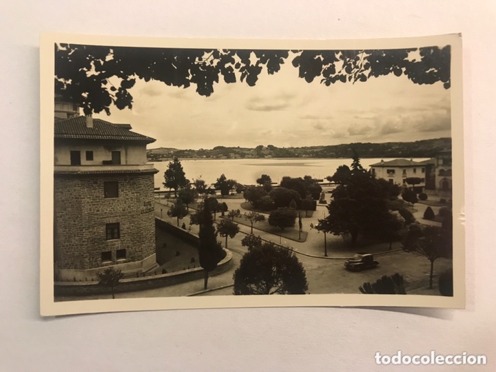 Postales: FUENTERRABIA (Guip&uacute;zcoa) Postal No. 8, Jardines de Javier Ugarte. Edita: foto Galarza (h.1960?)