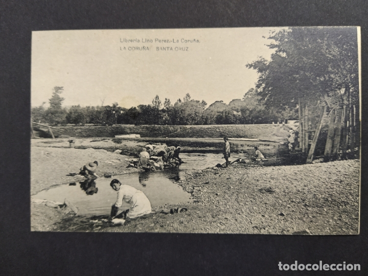 Postais: LA CORU&Ntilde;A-SANTA CRUZ-LAVANDERAS-LIBRERIA LINO PEREZ-HAUSER Y MENET-POSTAL ANTIGUA-(64.355)