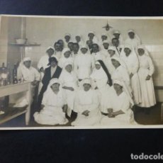 Postales: SAN SEBASTIAN HOSPITAL DE LA CRUZ ROJA ENFERMERAS MEDICOS Y MONJAS HERIDOS GUERRA MARRUECOS. Lote 183497526