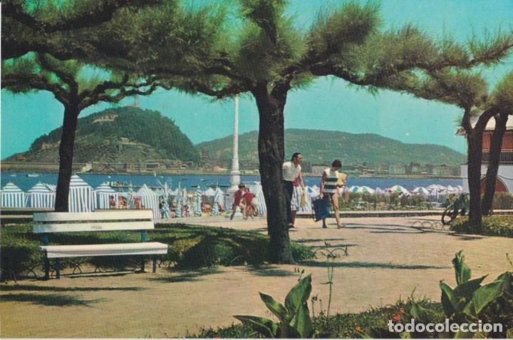 Postcards: SAN SEBASTIAN, JARDINES DE ONDARRETA - EDICION POR C.A.T. - S/C
