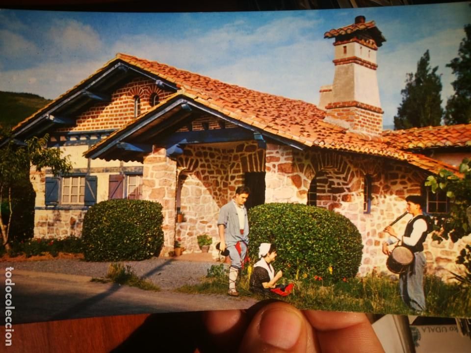 Postkarten: Postal Guip&uacute;zcoa Pareja t&iacute;pica y Chisturi N 162 FOTO GAR S/C