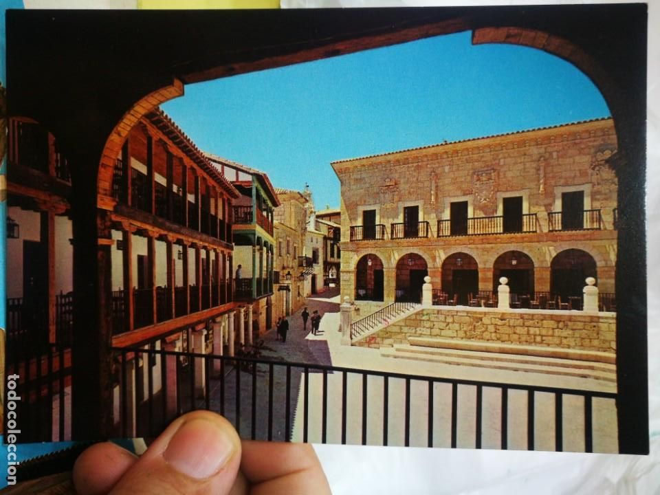 Postales: Postal M&aacute;drid Plaza Mayor Ayuntamiento de Vergara Guip&uacute;zcoa y P&oacute;rtico de Navalcarnero CASA PLANAS S/