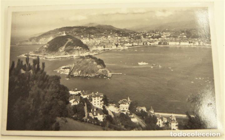 Cartes Postales: POSTAL DE SAN SEBASTIAN LA BAHIA DESDE IGUELDO GALARZA FOTO GALARZA N&ordm; 36.Circulada