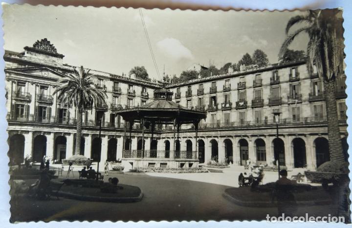 Postales: BILBAO PLAZA DE LOS MARTIRES - Foto 1