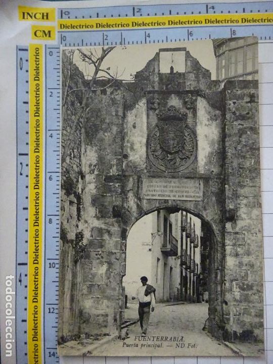 Postkarten: POSTAL DE GUIP&Uacute;ZCOA, FUENTERRABIA. A&Ntilde;OS 10 30. PUERTA PRINCIPAL. 19 ND. 531