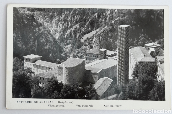 Postales: SANTUARIO DE ARANZAZU (Guip&uacute;zcoa) Vista general. Foto cortes&iacute;a D.G.N. 1961