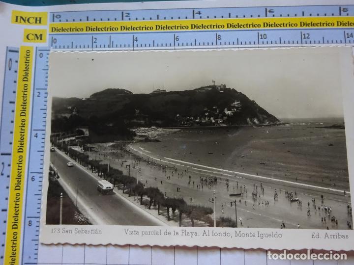 Postcards: POSTAL DE GUIP&Uacute;ZCOA. A&Ntilde;OS 30 50. SAN SEBASTIAN. PLAYA AL FONDO MONTE IGUELDO. AUTOB&Uacute;S 173 ARRI. 2801