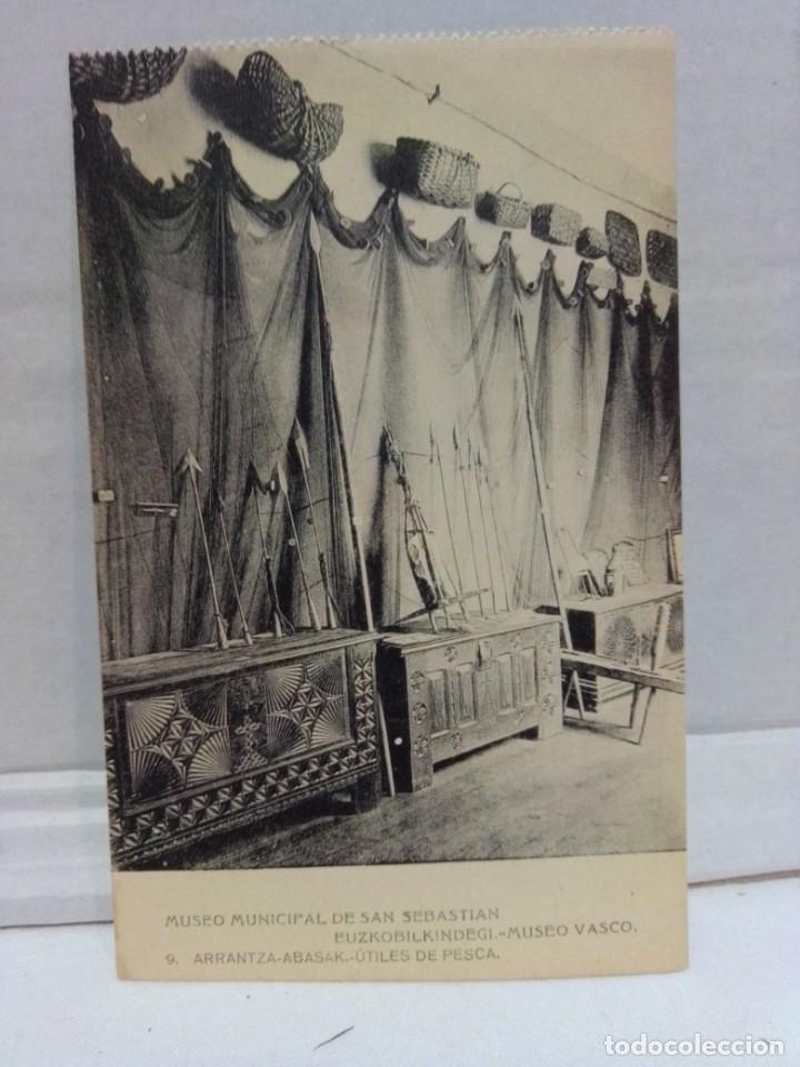 Postais: MUSEO MUNICIPAL DE SAN SEBASTI&Aacute;N.&Uacute;TILES PARA PESCA.FOT.HAUSER Y MENET.NO CIRCULADA.