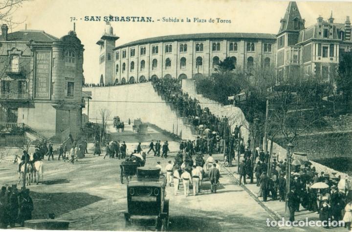 Postales: SAN SEBASTIAN. SUBIDA HACIA LA PLAZA DE TOROS. HACIA 1920.