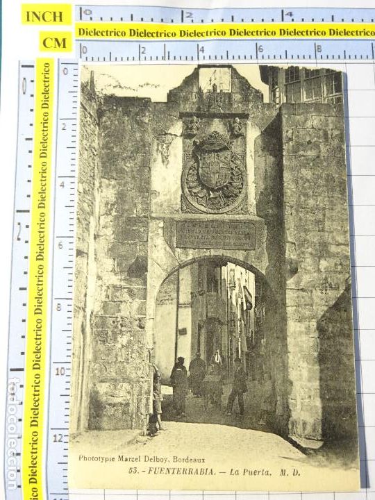 Postales: POSTAL DE GUIP&Uacute;ZCOA. FUENTERRABIA. A&Ntilde;OS 10 30. LA PUERTA. 53 MD. 1756