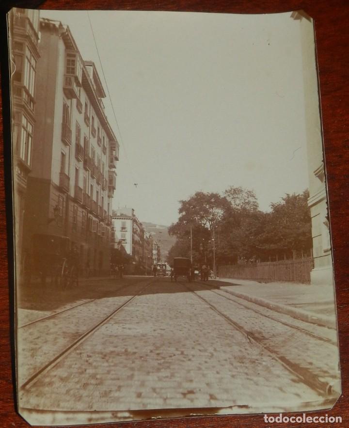 Postales: FOTOGRAFIA TIPO ALBUMINA DE MUNICIPIO POSIBLEMENTE PAIS VASCO, MIDE 8,5 X 6,2 CMS.