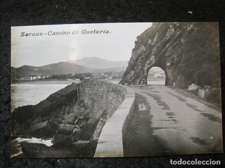 Cartoline: ZARAUZ-CAMINO DE GUETARIA-FOTOGRAFICA-POSTAL ANTIGUA-(93.743)