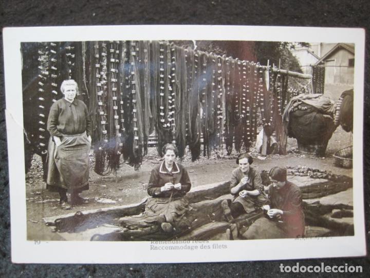 Postcards: EUSKADI-PAIS VASCO-REMENDANDO REDES-FOTOGRAFICA ROISIN-19-POSTAL ANTIGUA-(93.995)