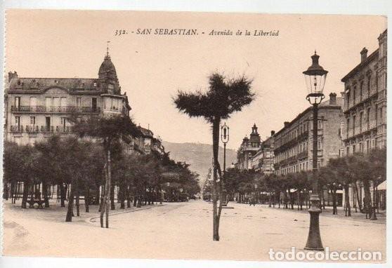 Postcards: POSTAL, 352.- SAN SEBASTIAN. - AVENIDA DE LA LIBERTAD. GREGORIO G. GALARZA. S/C