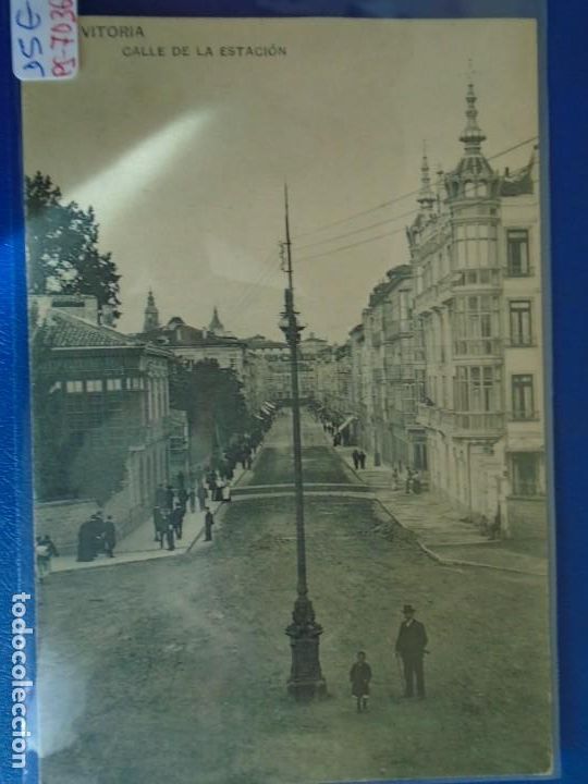 Postcards: (PS-70363)POSTAL DE VICTORIA-CALLE DE LA ESTACION.HAUSER Y MENET
