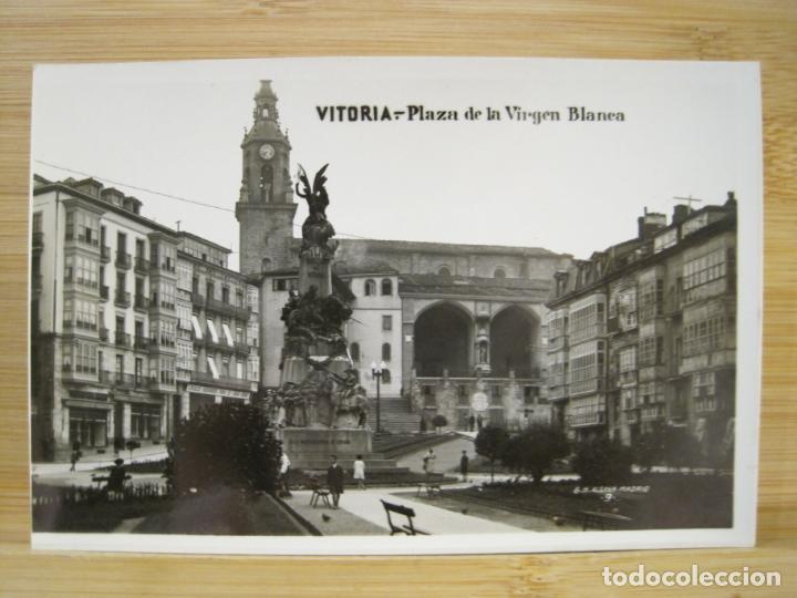 Postcards: VITORIA-PLAZA DE LA VIRGEN BLANCA-FOTOGRAFICA-POSTAL ANTIGUA-(98.676)