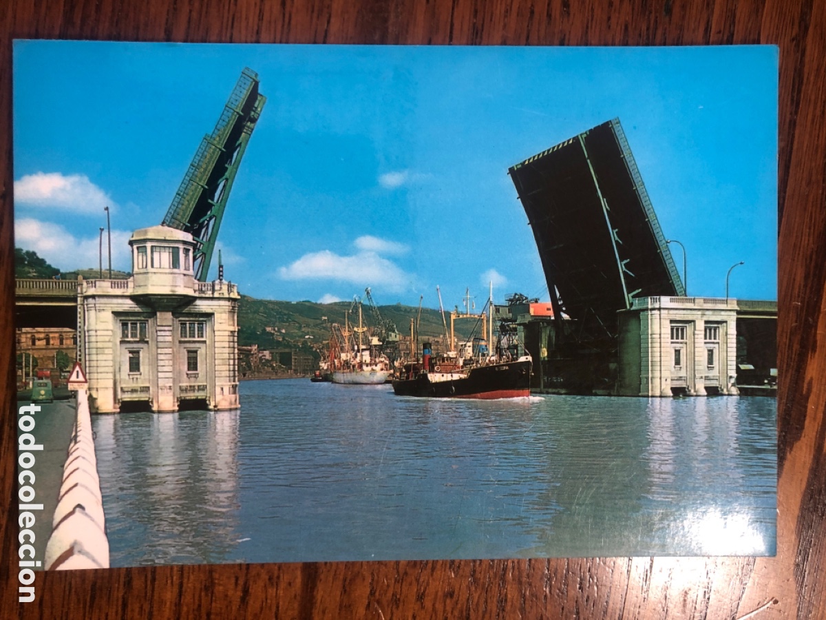 Postales: POSTAL BILBAO PUENTE DEL GENERALISIMO CON BARCO - Foto 1