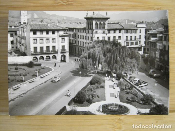 Postales: GUERNICA-CALLES ASILO CALZADA Y FERNANDO EL CATOLICO-ED PARIS-21-POSTAL ANTIGUA-(102.488)