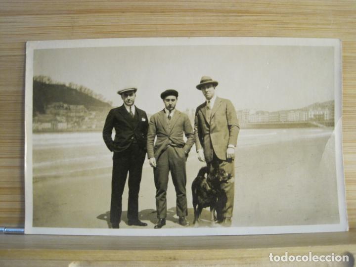 Postkarten: SAN SEBASTIAN-PLAYA DE LA CONCHA-FOTOGRAFIA-NO ES UNA POSTAL-VER FOTOS-(102.768)