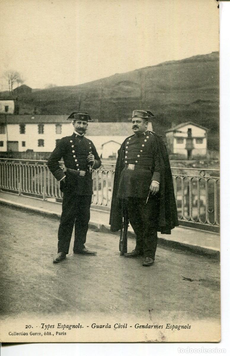 Postales: FRONTERA- PAREJA GUARDIA CIVIL - Foto 1