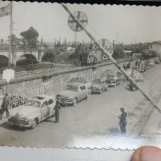 Postales: 2 POSTALES IRÚN PUENTE INTERNACIONAL-FRONTERA HISPANO FRANCESA AÑO 1955-FOTOGRÁFICA, SIN CIRCULAR